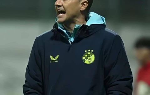 爱游戏快捷 -国足0比7惨败如何到来