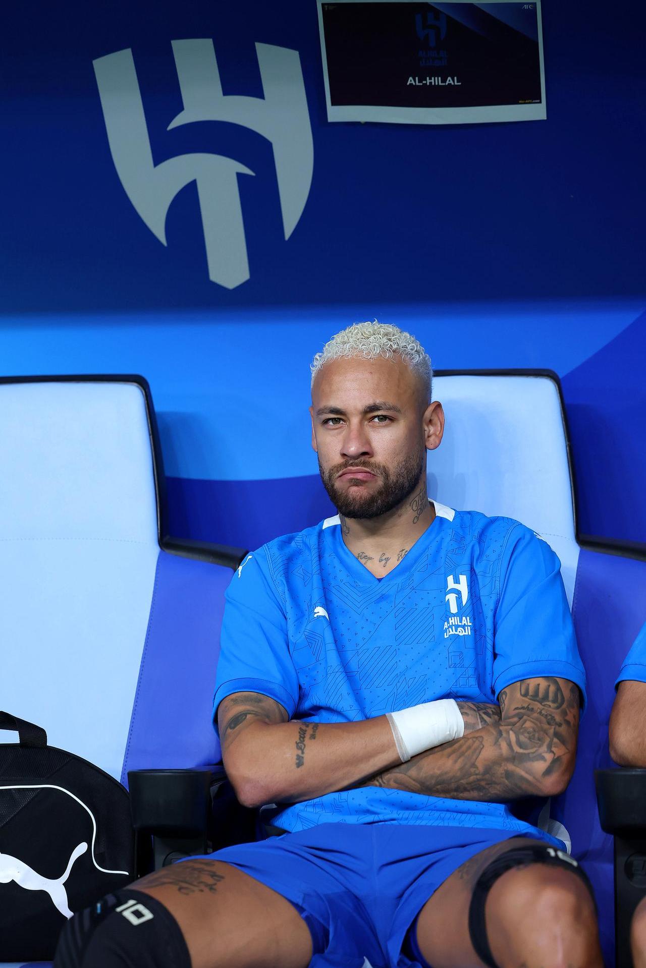 内马尔重要时刻领先优势明显，公牛带队取胜！(朝鲜十大原则主旨)