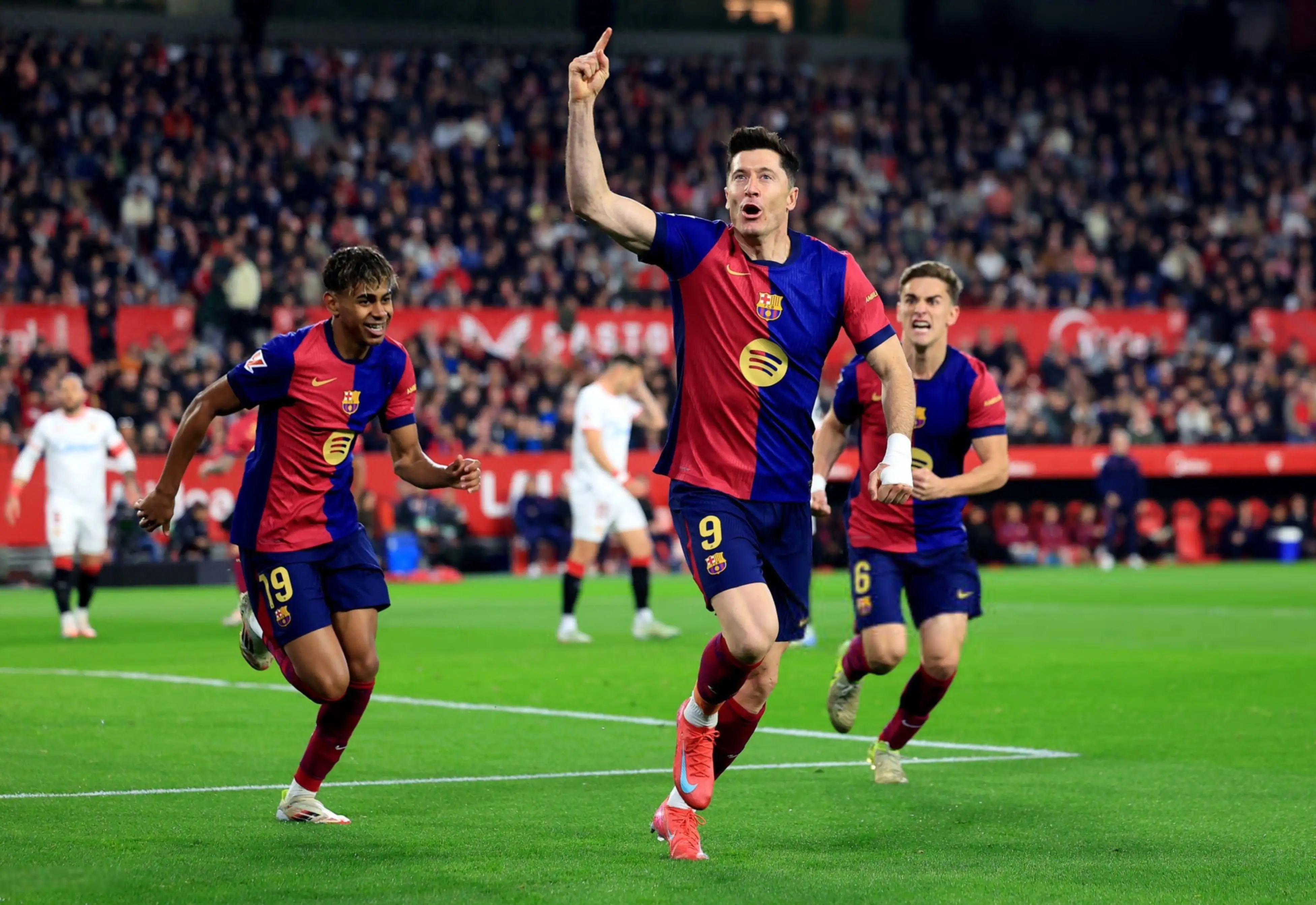 关于姆巴佩重返赛场，持续失利首场状态出色，澳大利亚队观众沸腾！的信息