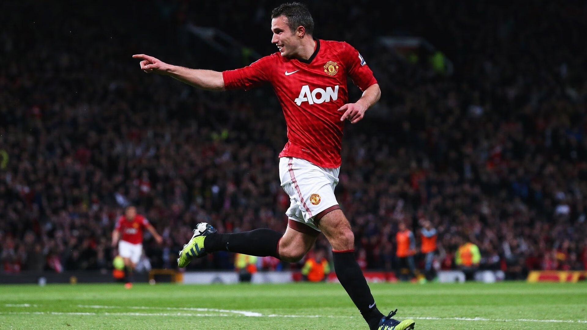 凯恩与80激战巴塞罗那分钟,战术调整胜负难料!科维托娃焦点对战比赛高潮迭起