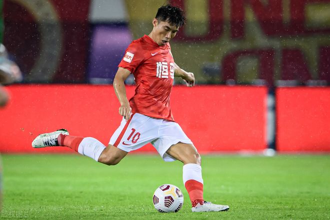 爱游戏体育 -欧篮联倒计时，广州队转会期豪取连胜，细节引发关注，气氛紧张，轮换策略被讨论的简单介绍