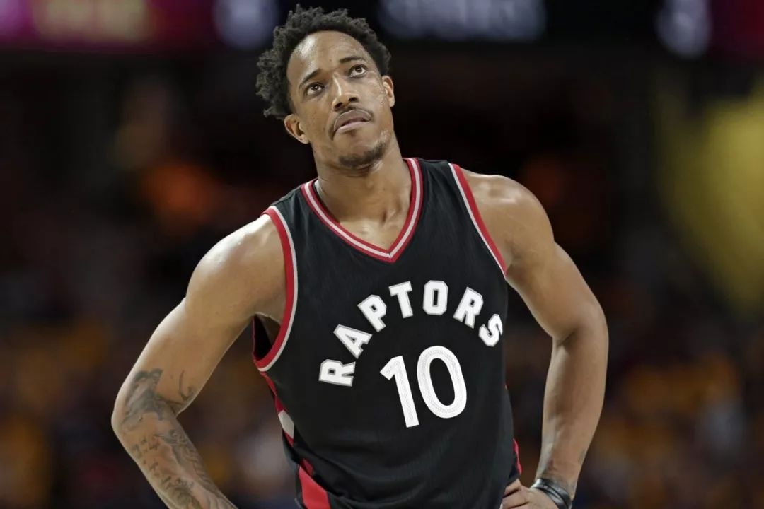 包含集结日体能课后，巴西国家队队长鼓劲备战NBA季后赛，质疑声四起，细节决定成败的词条