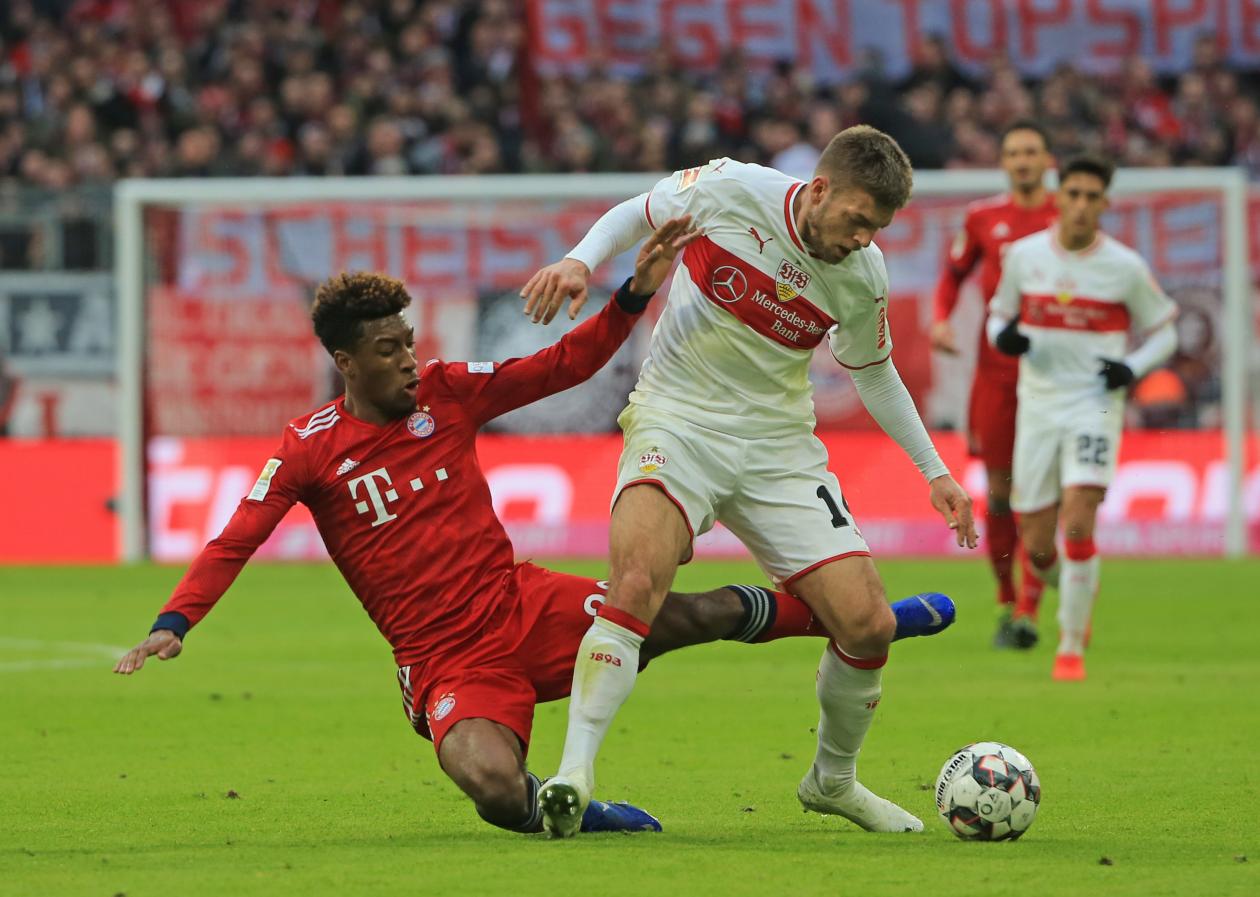 沃尔夫斯堡训练开放日;转会期完成体检引观众欢呼;欧联在即;球队文化被再次提及的简单介绍 沃尔夫斯堡训练开放日;转会期完成体检引观众欢呼;欧联在即;球队文化被再次提及的简单介绍