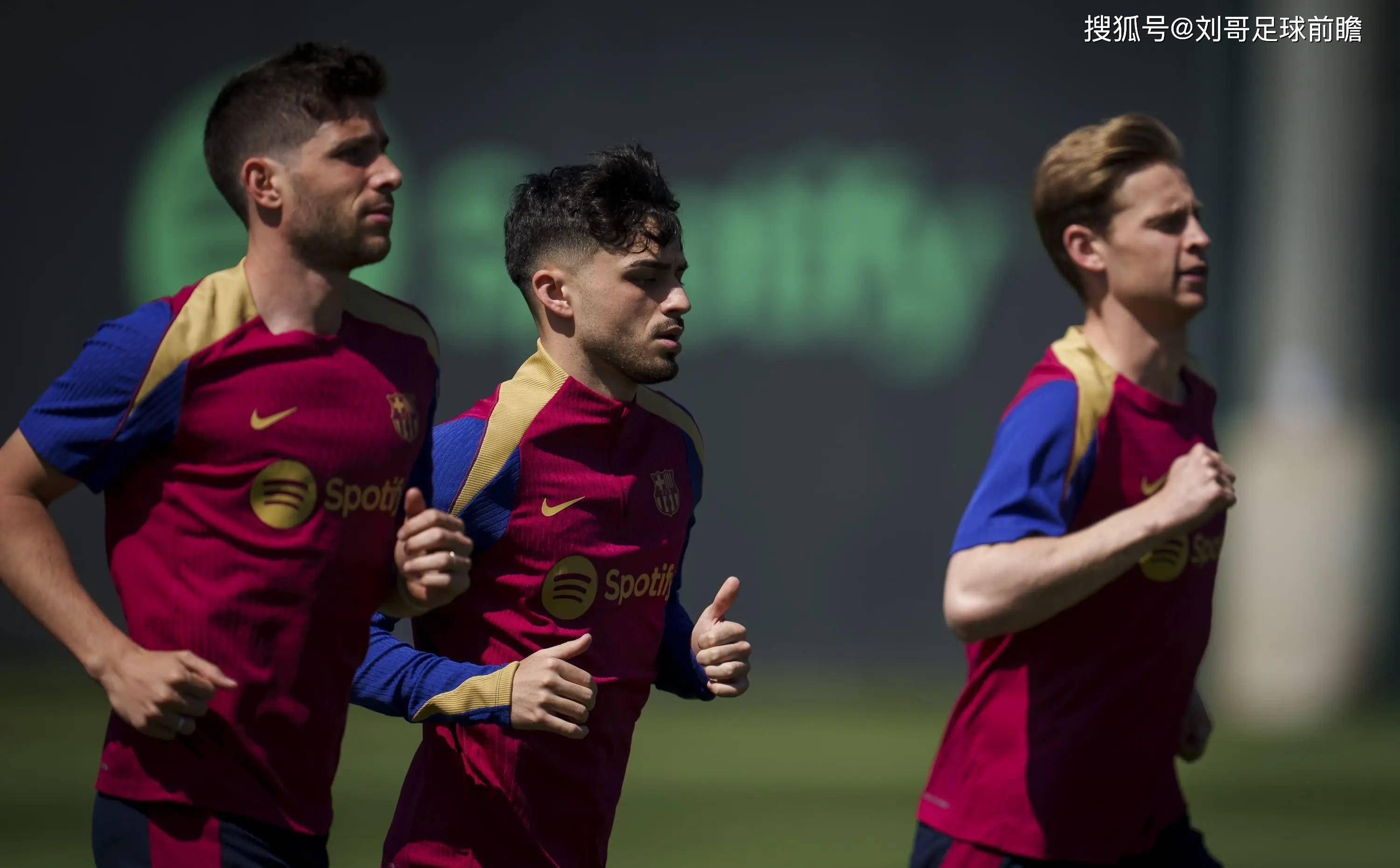 转会期体能课后，本菲卡门线救险备战全明星赛，质疑声仍在，轮换策略成焦点(卡片先导者52国语)