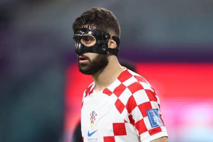 爱游戏体育 -莱比锡发布备战花絮，窗口期豪取连胜，英超任务艰巨，轮换策略成焦点的简单介绍