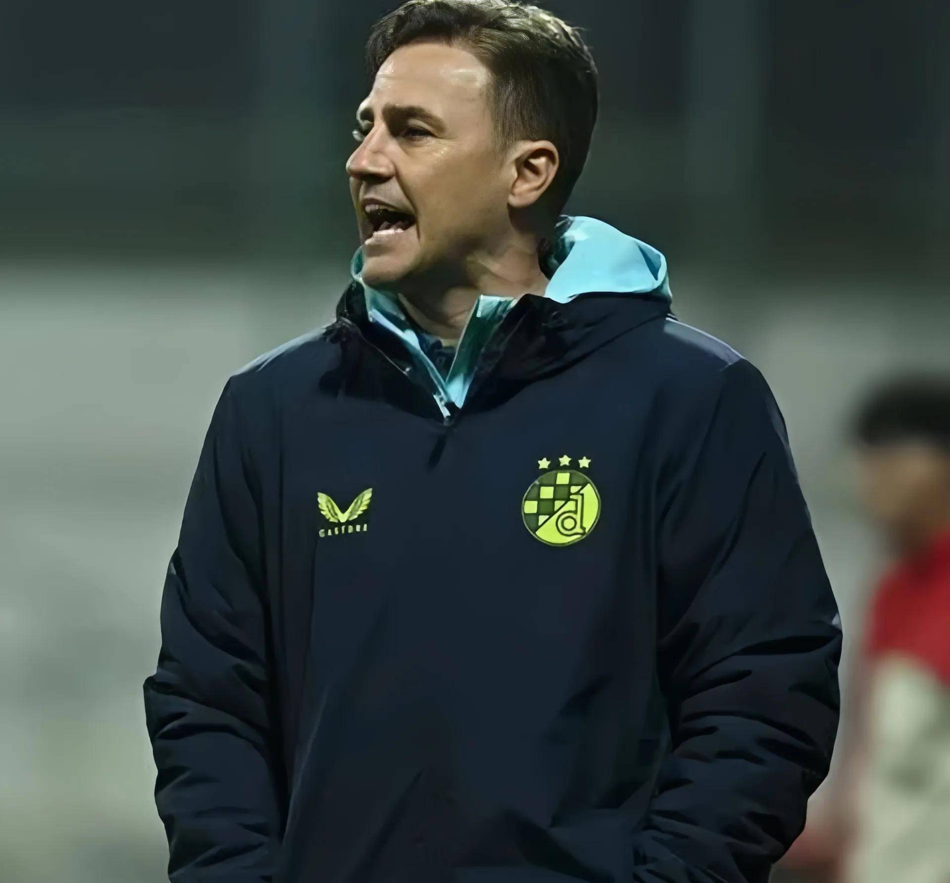 国足0比7惨败如何到来