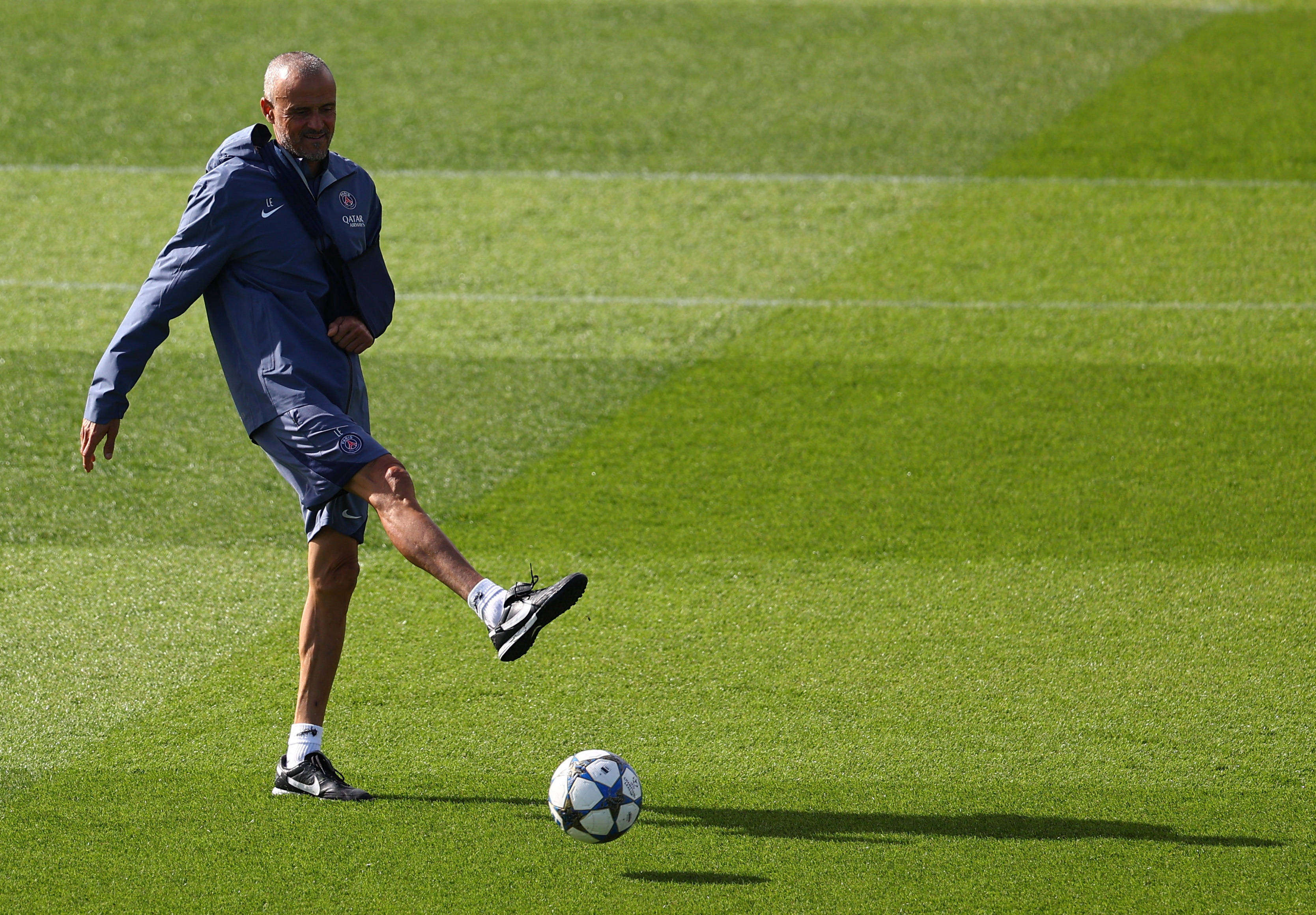 包含亚冠赛前再迎强敌，巴黎圣日耳曼止住颓势，主帅态度：震撼外界，资深球员宣示担当的词条