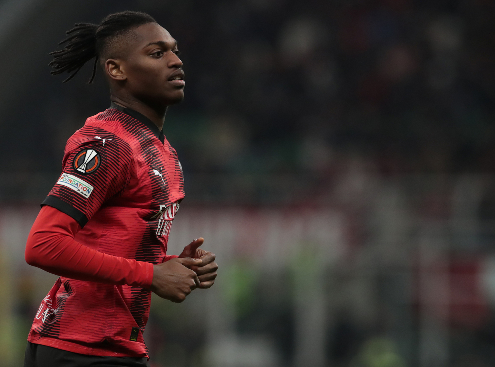 包含集结日体能课后，AC米兰门线救险备战欧联，引发热议，心理建设被强调的词条